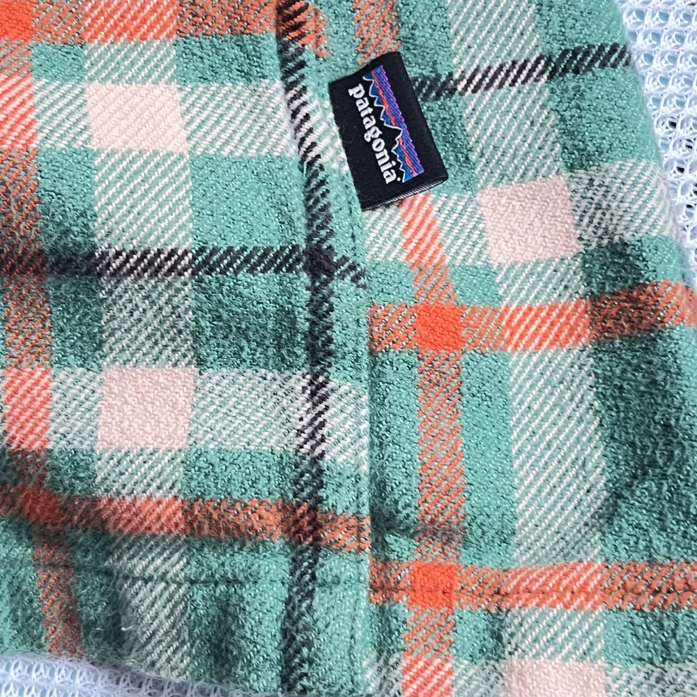 Patagonia Shirt Button Down Green Orange Large Check Size M 100% Organic Cotton - Picture 4 of 7